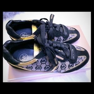 Black / Gold Michael Kors Women’s sneakers